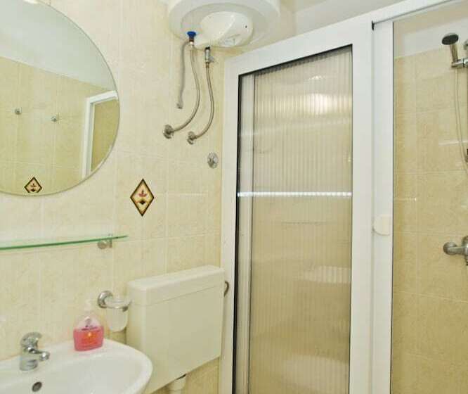 آپارتمان راحتی 1 خوابه, Violeta Hvar