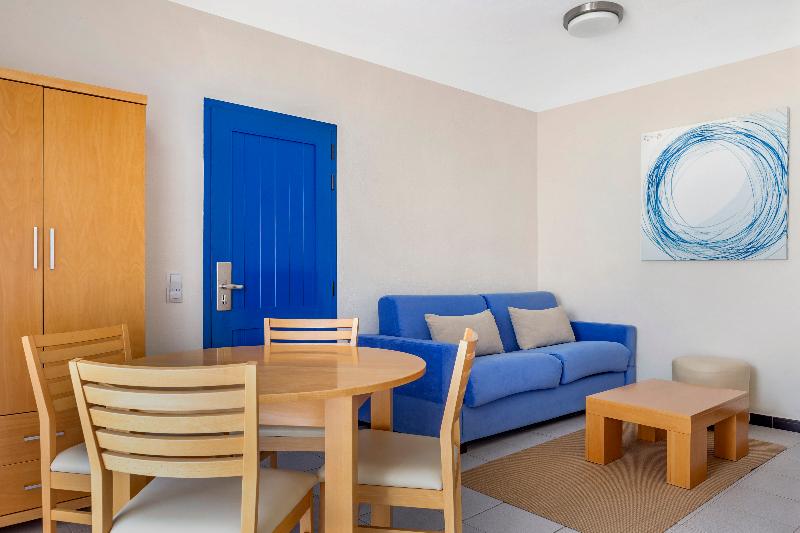 דירת חדר, Apartments At Cala Blanca