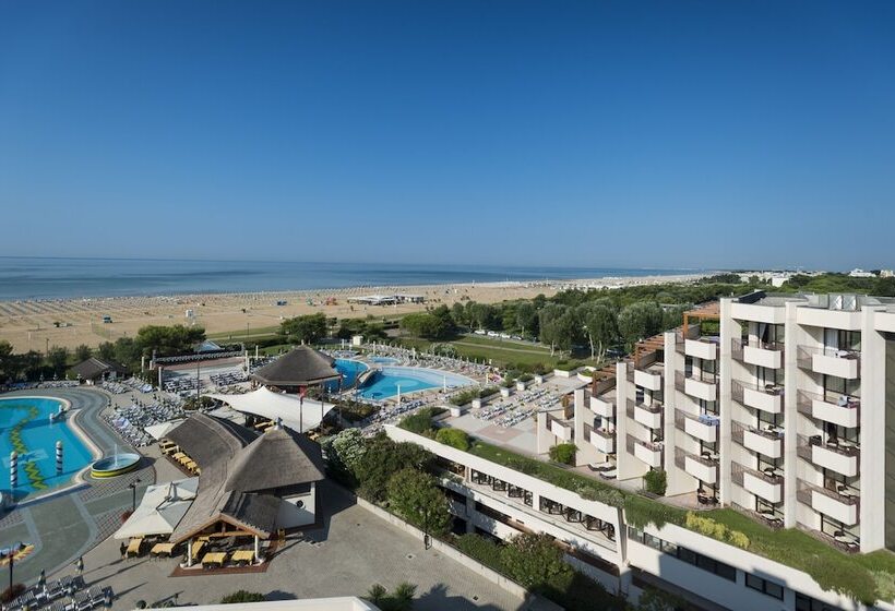 Номер Стандарт с Балконом, Savoy Beach Hotel & Thermal Spa