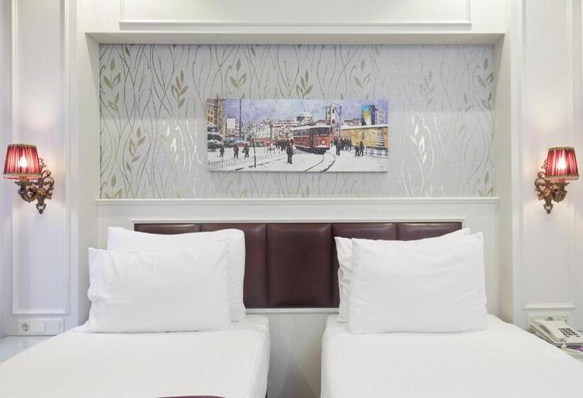 コネクティングルーム（家族用）。, Albinas Hotel Old City