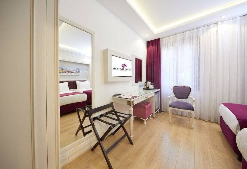 コネクティングルーム（家族用）。, Albinas Hotel Old City
