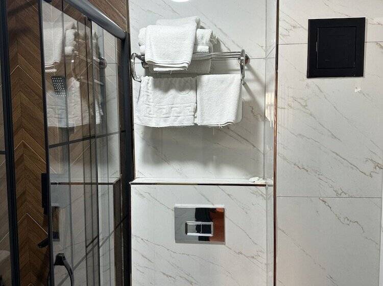 اتاق استاندارد با چشم‌انداز دریا, Blue Tuana Hotel Old City