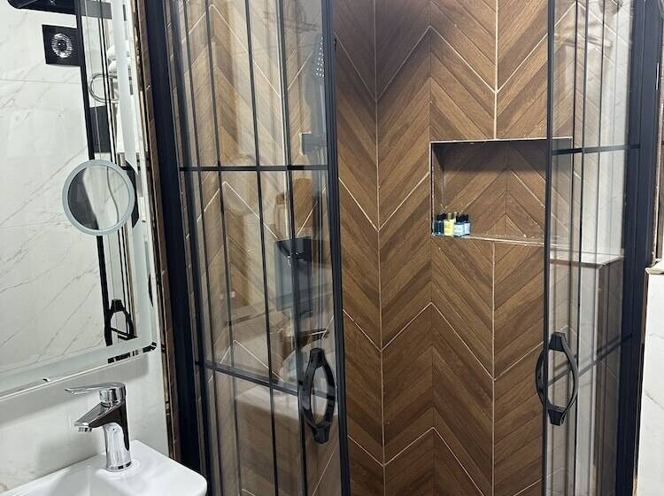 اتاق استاندارد با چشم‌انداز دریا, Blue Tuana Hotel Old City