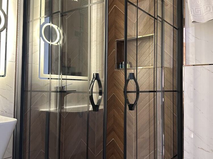 اتاق استاندارد با چشم‌انداز دریا, Blue Tuana Hotel Old City