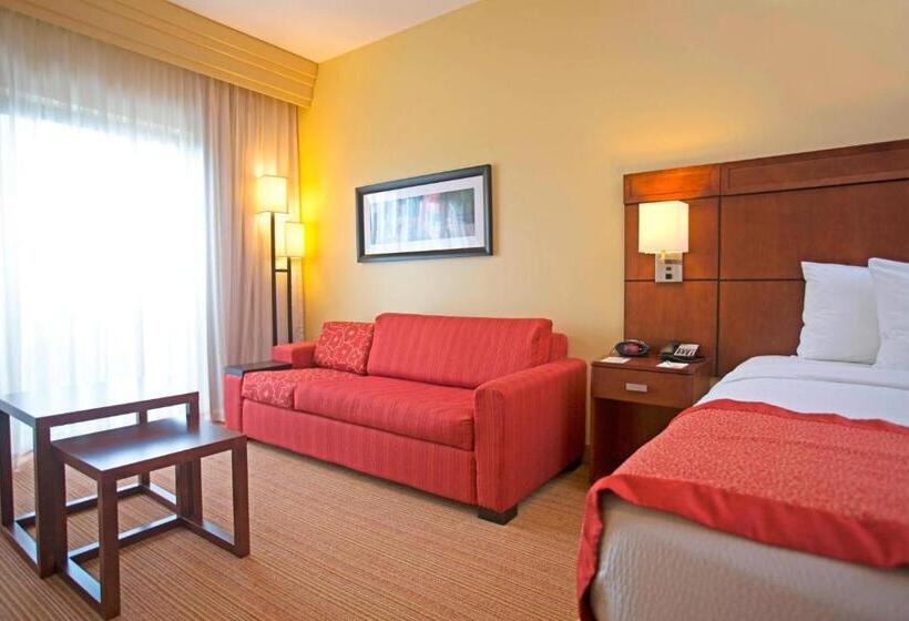 اتاق استاندارد با تخت بزرگ, Courtyard By Marriott Paramaribo