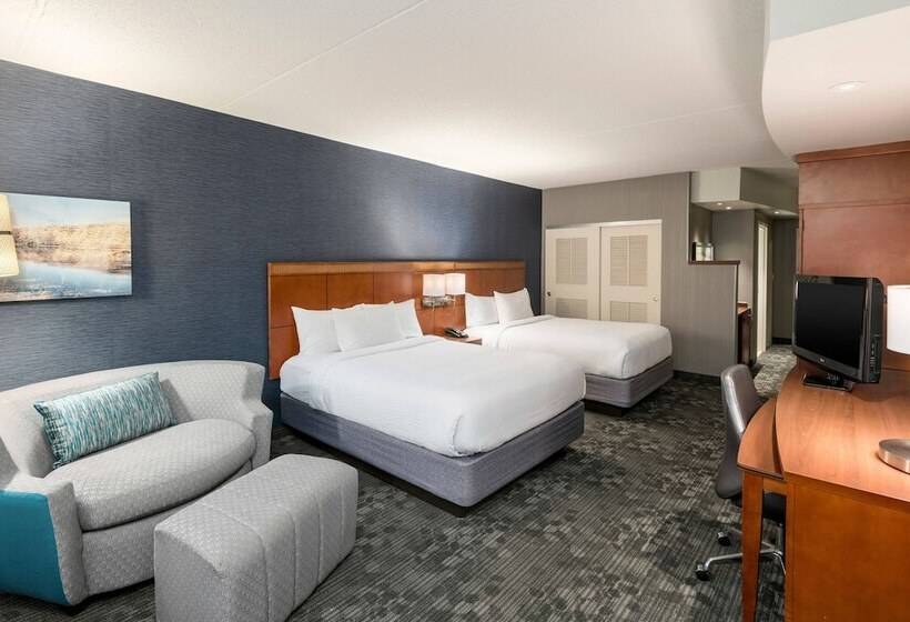 Номер Стандарт, Courtyard Philadelphia Valley Forge Collegeville