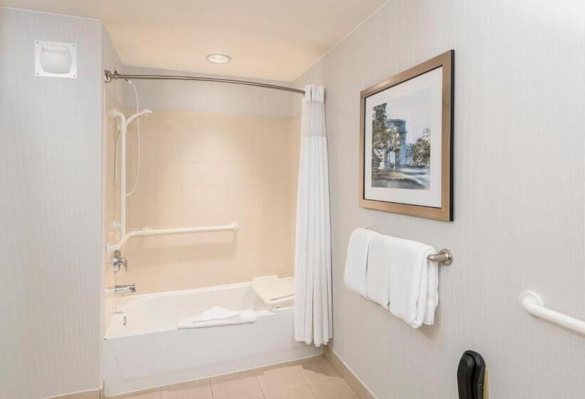 Номер Стандарт Адаптированный для Инвалидов, Courtyard Philadelphia Valley Forge Collegeville