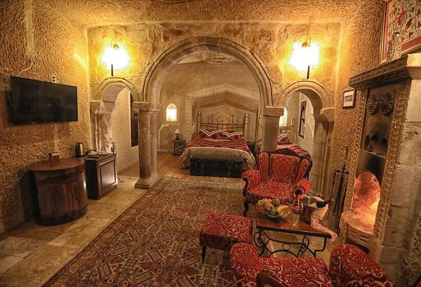Трехместный Номер Deluxe, Traveller S Cave