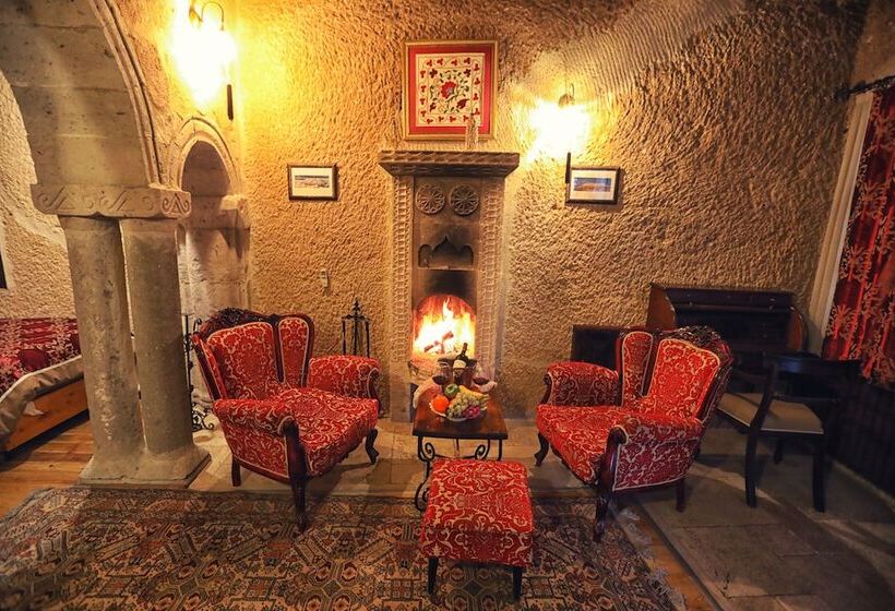 Трехместный Номер Deluxe, Traveller S Cave