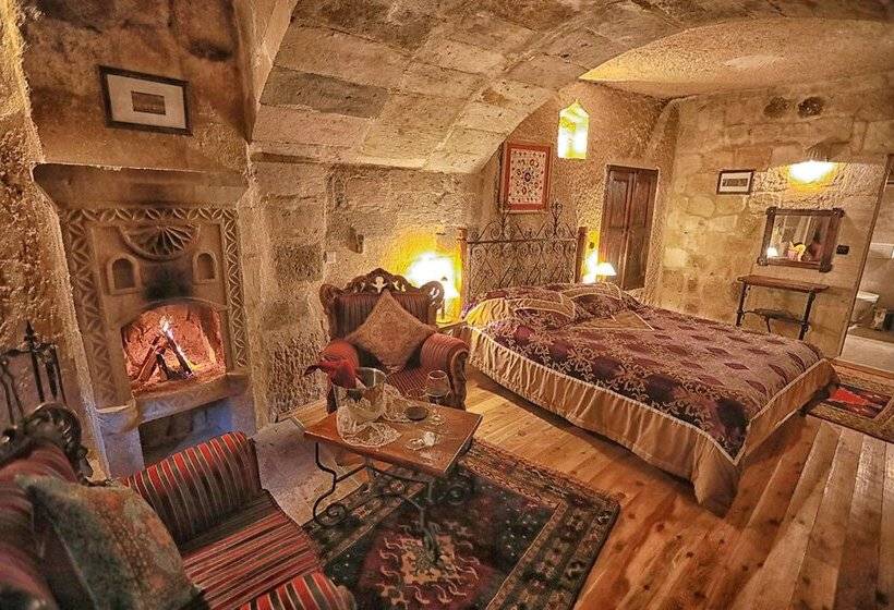 Стандартный Номер Нижний Этаж, Traveller S Cave