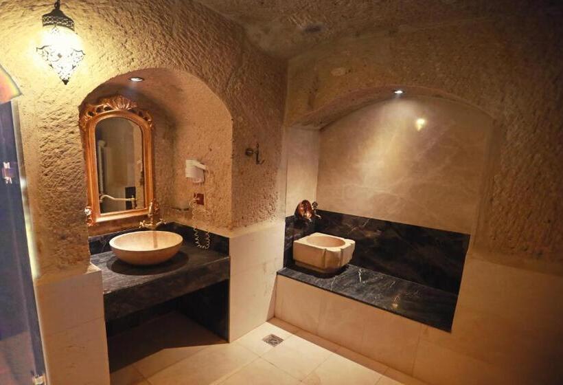 Номер Стандарт Трехместный, Traveller S Cave