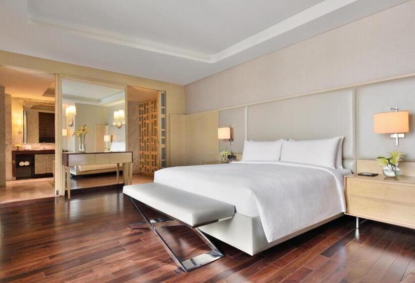 带双人大床的行政管理套房, Jw Marriott Hotel Chandigarh