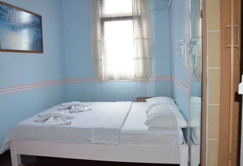 Quarto Triplo Estandar, Antikhan