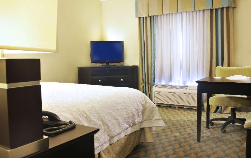 اتاق استاندارد با تخت بزرگ, Hampton Inn Gadsden/attalla I59