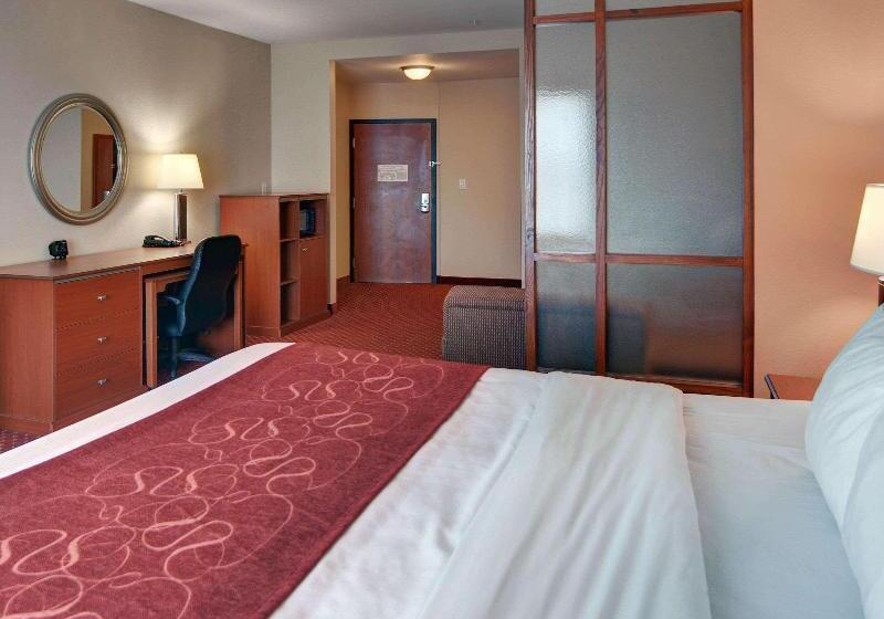 Люкс Кровать Кинг, Quality Suites Near Cedar Creek Lake