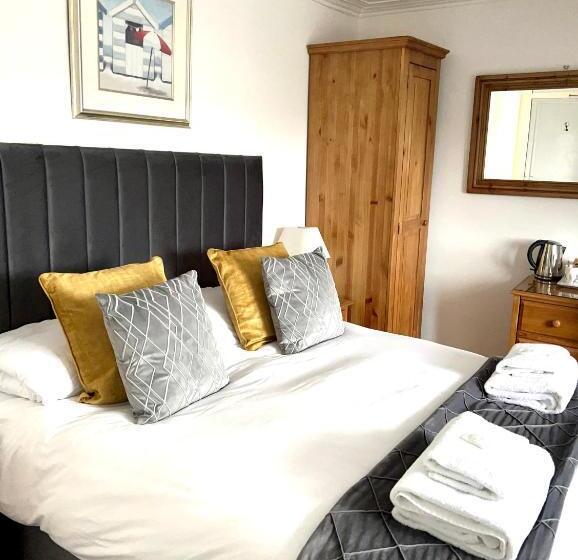 Номер Deluxe Кровать Кинг, Bythesea Guest House
