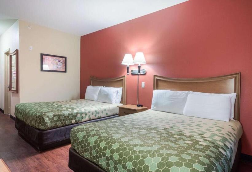 Quarto Estandar, Econo Lodge  Inn & Suites