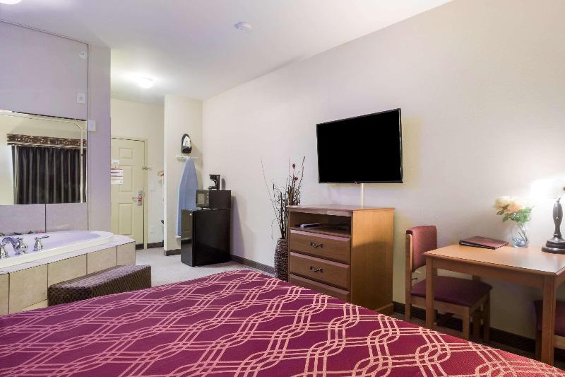 스탠다드 룸 킹사이즈 침대, Econo Lodge  Inn & Suites