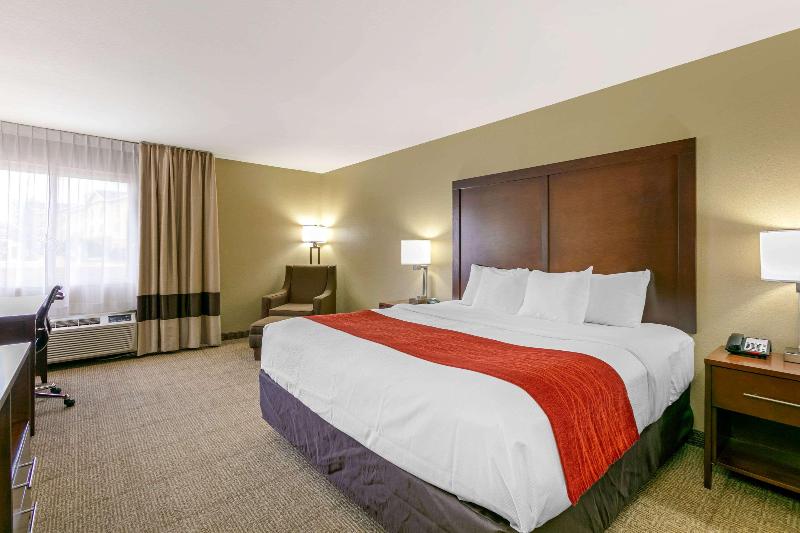 סוויטה מותאמת לאדם עם מוגבלויות, Holiday Inn Express And Suites Granbury, An Ihg