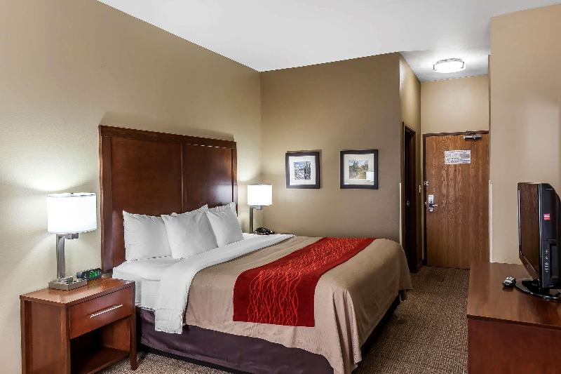סוויטה מותאמת לאדם עם מוגבלויות, Holiday Inn Express And Suites Granbury, An Ihg