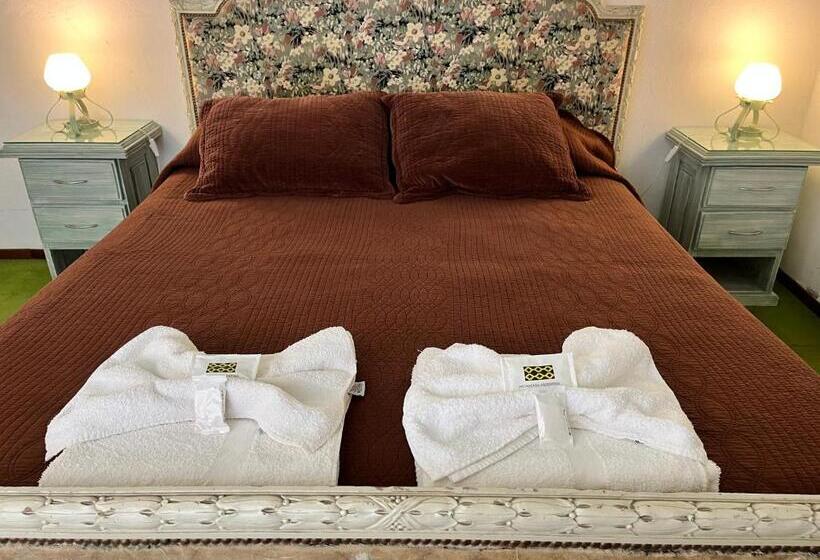 Номер Economy, La Loma   Vieja Casona