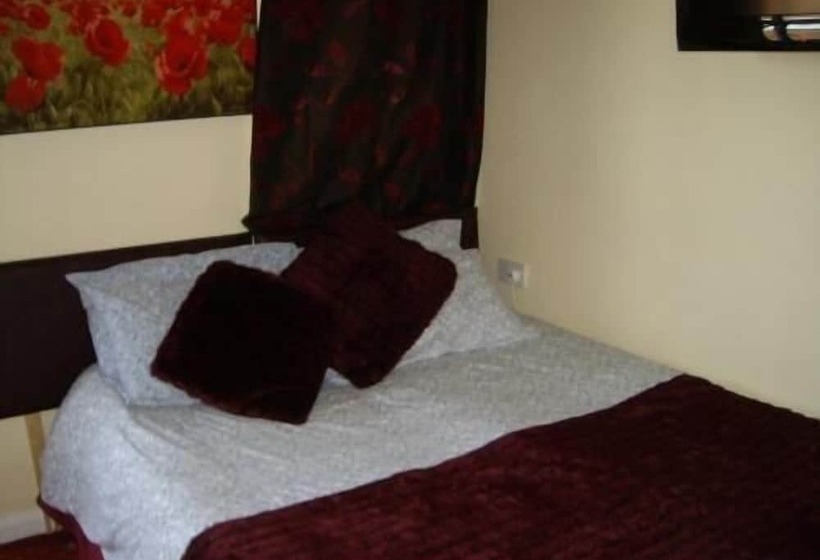 Номер Стандарт Совместная Ванная, Priory Guest House