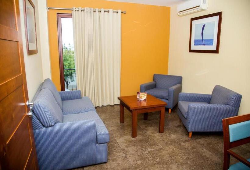 سوییت جونیور, Seven Crown La Paz Centro Historico