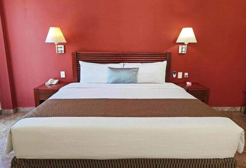 سوئیت با وان آب گرم, Seven Crown La Paz Centro Historico
