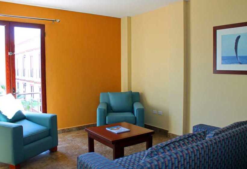 سوییت جونیور, Seven Crown La Paz Centro Historico