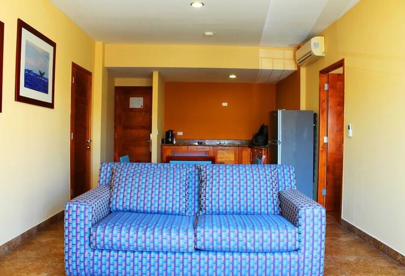 سوییت جونیور, Seven Crown La Paz Centro Historico