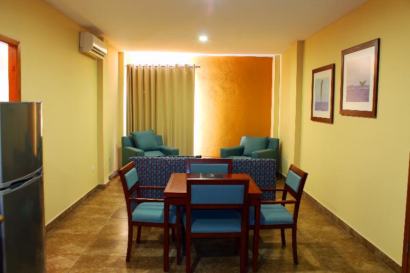 سوییت جونیور, Seven Crown La Paz Centro Historico