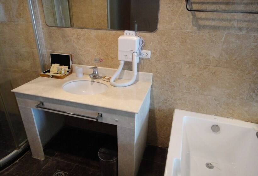 디럭스 룸, Sunlight Hotel Puerto Princesa