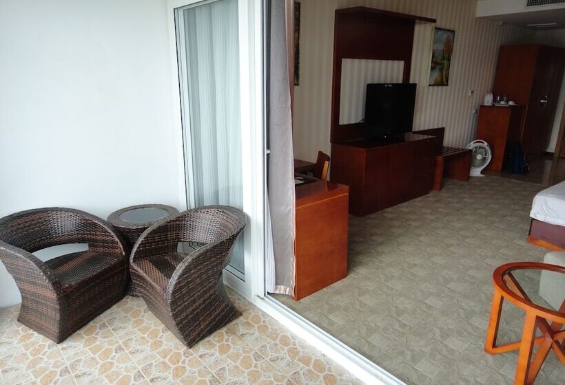 디럭스 룸, Sunlight Hotel Puerto Princesa