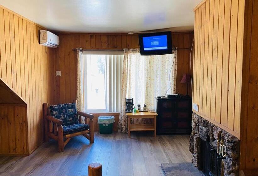 Quarto Estandar, Bear Creek Resort