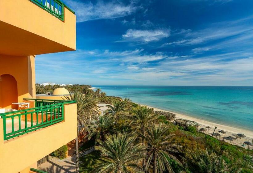 اتاق اساندارد با چشم‌انداز جانبی به دریا, El Ksar Resort & Thalasso