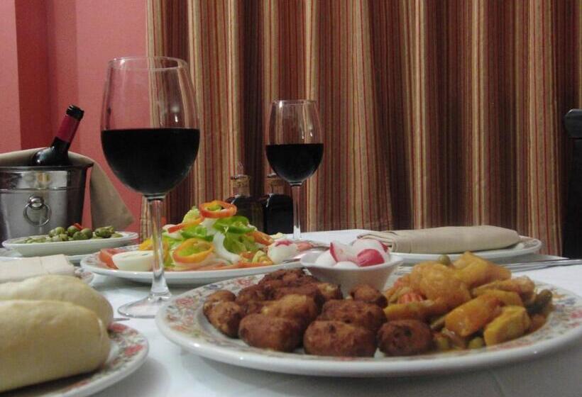 Номер Стандарт, Hostal Pechi