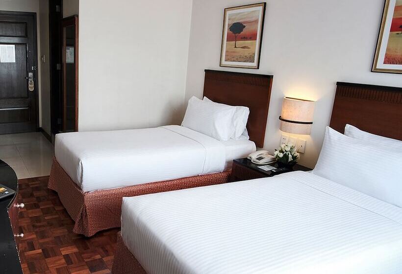디럭스 룸, Fersal Hotel Neptune Makati