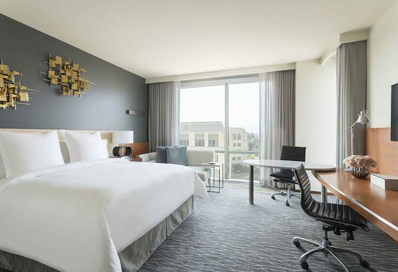 Номер Superior Адаптированный для Инвалидов, Four Seasons Hotel Silicon Valley At East Palo Alto