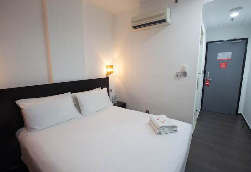 Номер Deluxe, Tune Hotel   Waterfront Kuching