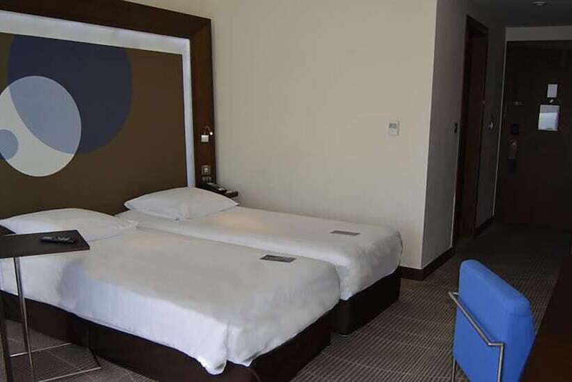 Номер Superior, Novotel Abu Dhabi Gate