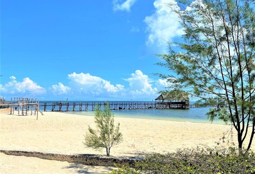 اتاق لوکس, Paradise Beach Resort & Spa