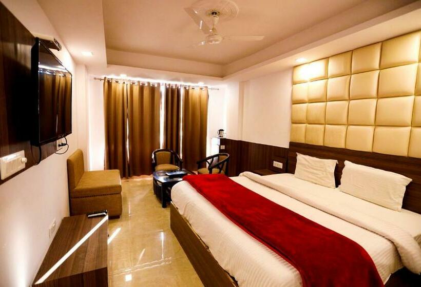디럭스 룸, Amara Hill Queen Mussoorie