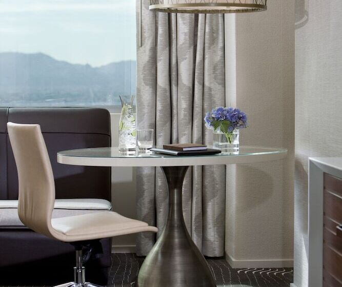 Люкс Адаптированный для Инвалидов, Kimpton Hotel Palomar Phoenix Cityscape, An Ihg