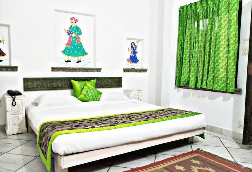اتاق استاندارد, Udaigarh   Udaipur