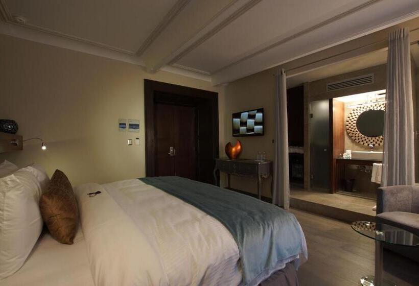 سوییت با چشم‌انداز باغ, 1850 Hotel Boutique