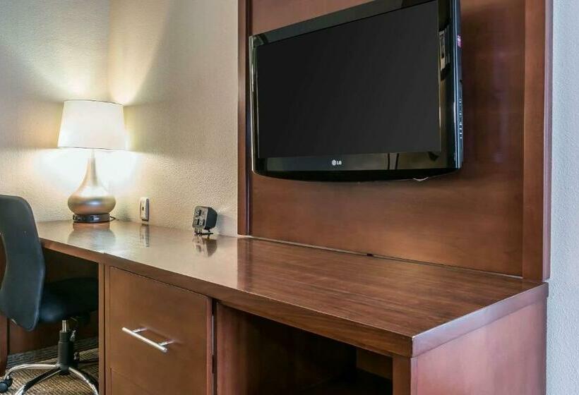 Люкс, Comfort Suites
