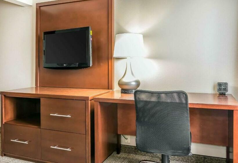 Люкс, Comfort Suites