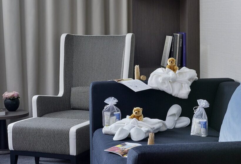 Полулюкс с Видом, Intercontinental Marseille   Hotel Dieu, An Ihg