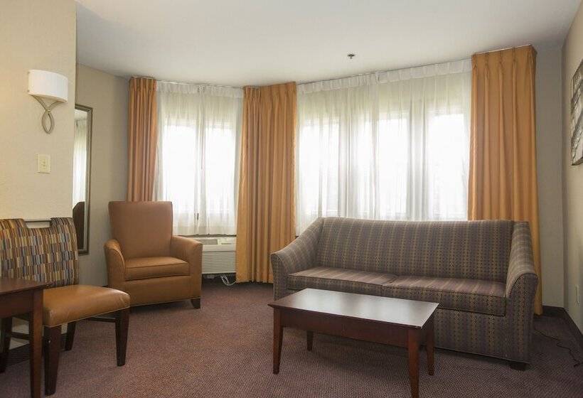 Suite, Ivy Court Inn And Suites