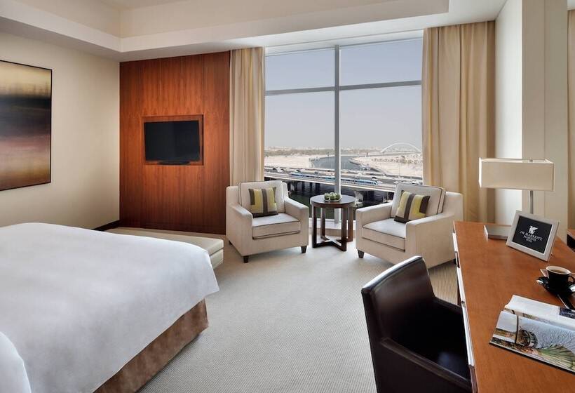 Номер Executive, JW Marriott Marquis Hotel Dubai